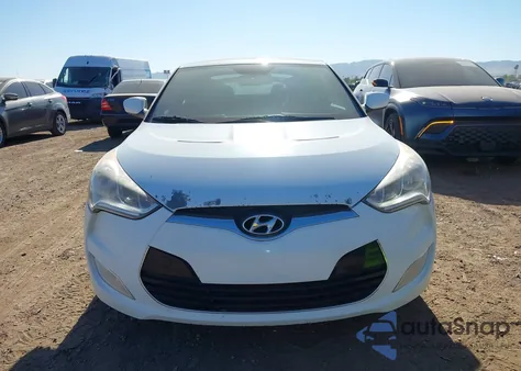 2013 Hyundai Veloster Base W/Gray z USA, uszkodzony, nr VIN KMHTC6AD3DU157752